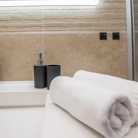 Exclusive Anamarino Zadar